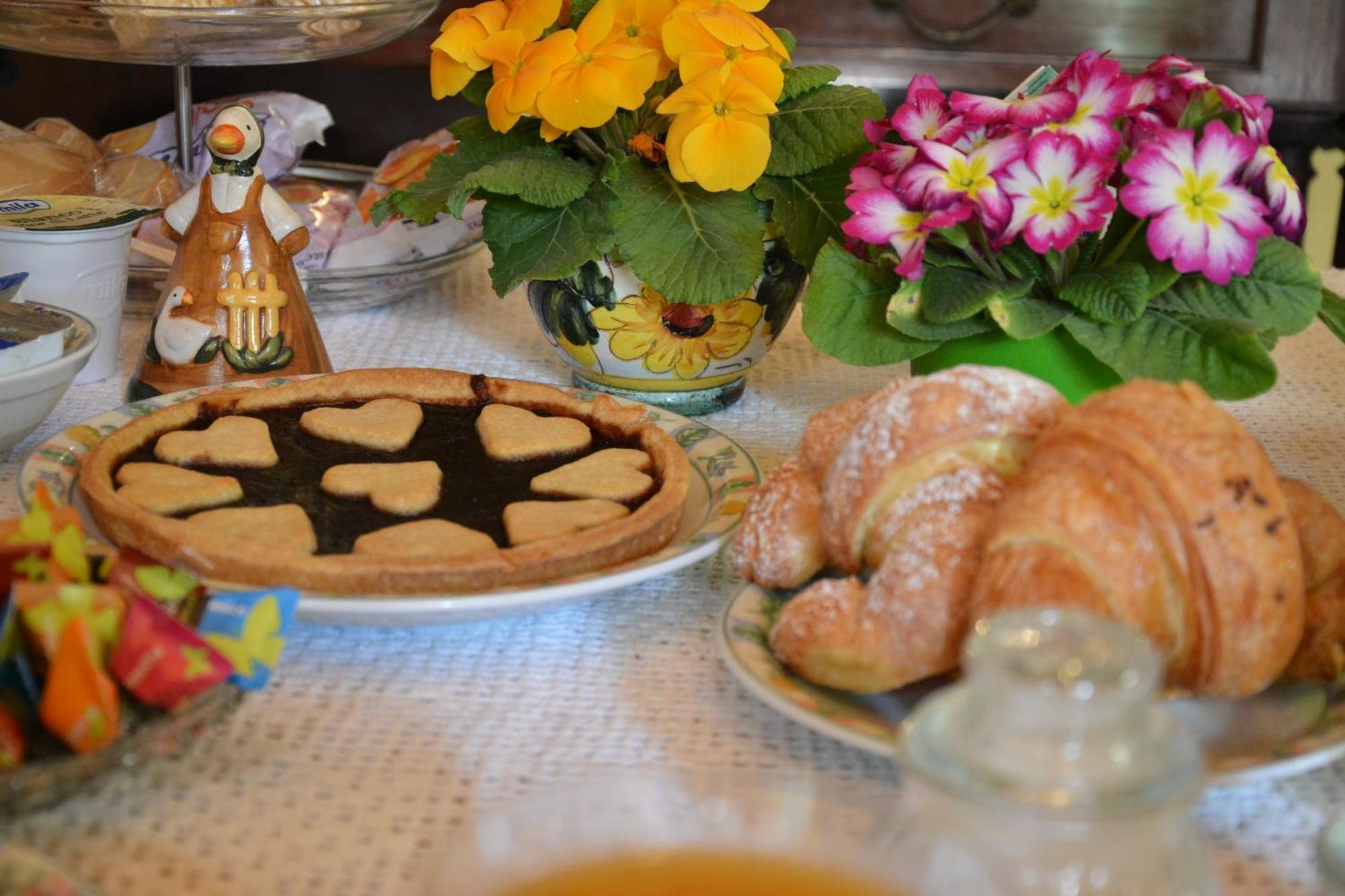카스텔누보델가다 A Casa Di Susi B&B 외부 사진